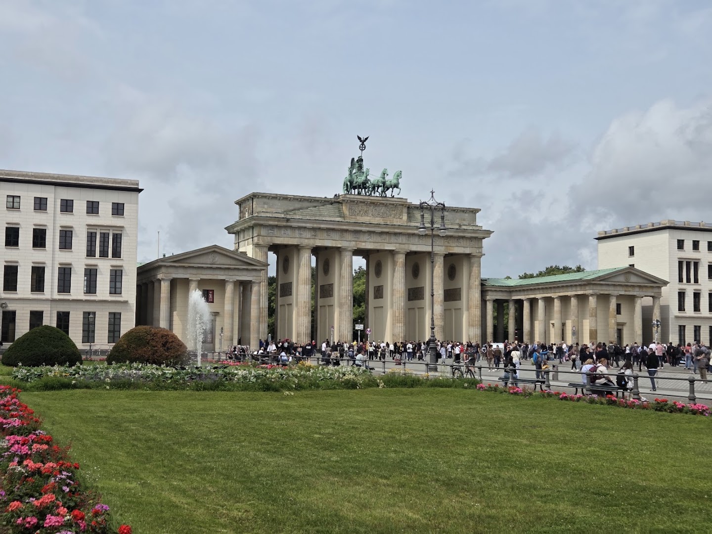 Brandenburg Gate — photo 3
