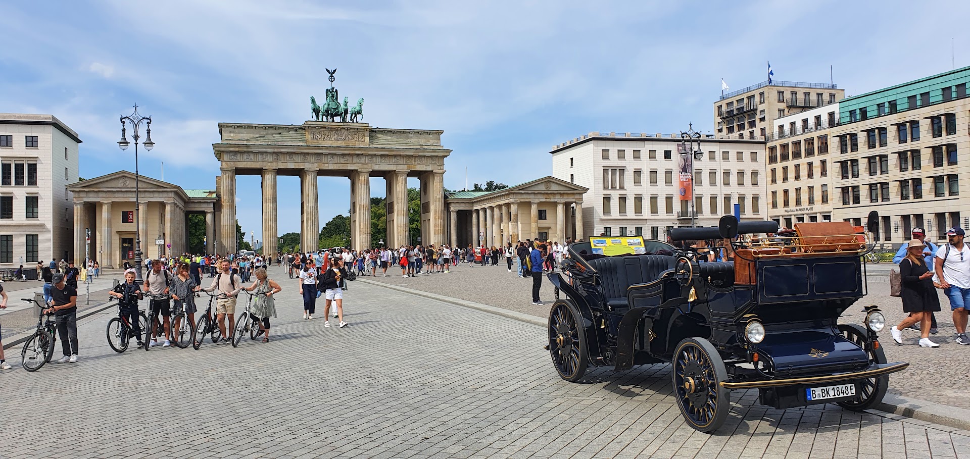 Brandenburg Gate — photo 9